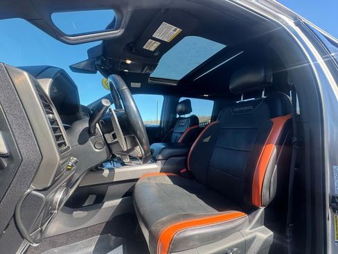 Used 2017 Ford F150 Raptor w/ Equipment Group 802A Luxury image 39