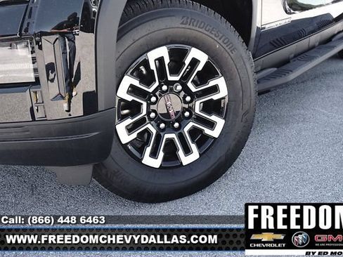 New 2026 GMC Sierra EV Elevation AWD/4WD image 9