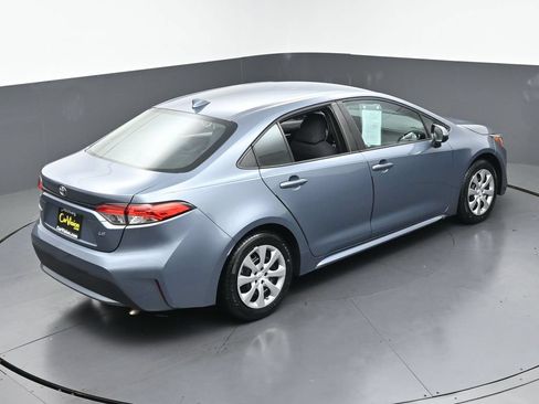 Used 2021 Toyota Corolla LE w/ Carpet Mat Package (TMS) FWD image 37