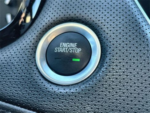 Used 2018 Cadillac XT5 Premium Luxury image 17