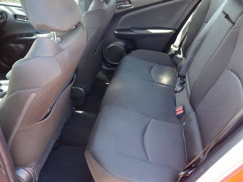 Used 2019 Toyota Prius LE w/ Carpet Mat Package AWD/4WD image 11
