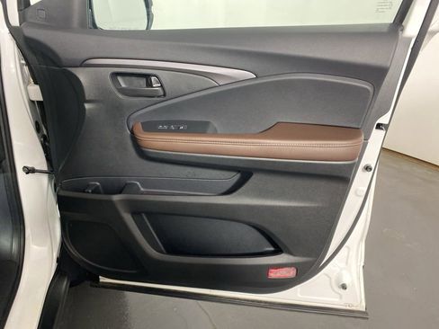 Used 2024 Honda Passport EX-L image 33