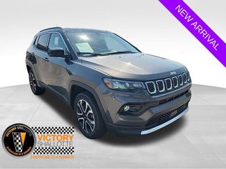 Used 2024 Jeep Compass Limited AWD/4WD video 1