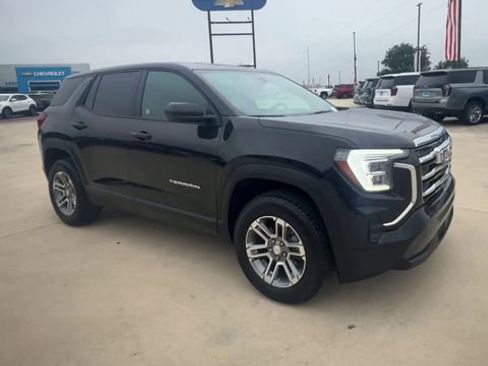 Used 2026 GMC Terrain Elevation FWD image 2