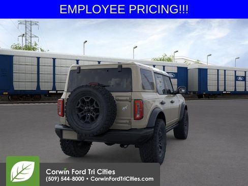 New 2026 Ford Bronco Badlands AWD/4WD image 8