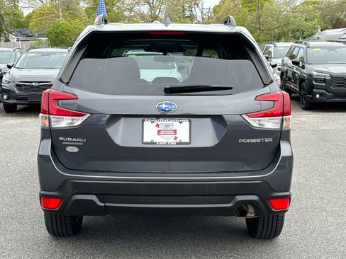 Certified 2023 Subaru Forester Premium AWD/4WD image 6