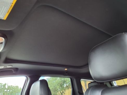 Used 2020 Jeep Grand Cherokee Limited w/ Luxury Group II image 14