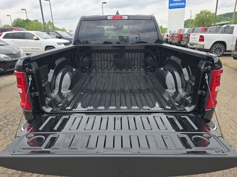New 2026 RAM 1500 Big Horn AWD/4WD image 12