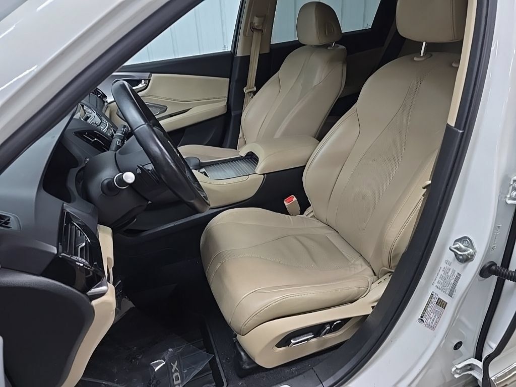 Used 2019 Acura RDX w/ Technology Package AWD/4WD image 30