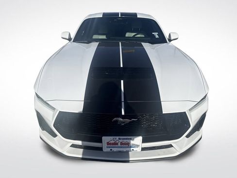 Used 2024 Ford Mustang GT Premium image 9