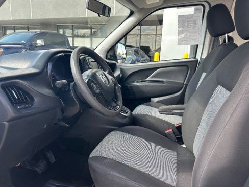 Used 2021 RAM ProMaster City Tradesman image 16