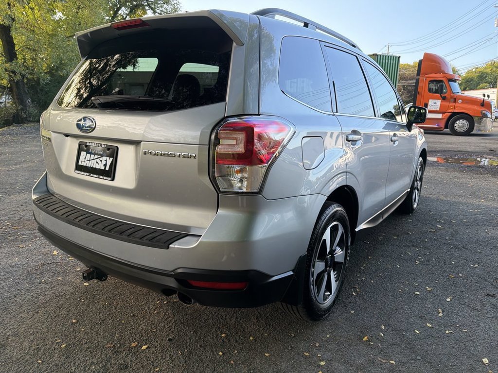 Used 2018 Subaru Forester 2.5i Limited AWD/4WD image 8