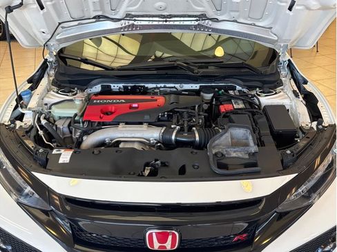 Used 2019 Honda Civic Type R image 22