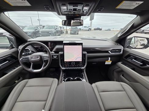 New 2026 GMC Yukon XL Elevation image 28