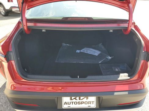 New 2026 Kia K4 LXS image 27