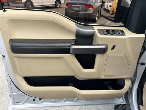 Used 2019 Ford F150 XLT w/ Equipment Group 302A Luxury RWD image 31
