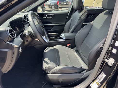 Used 2024 Mercedes-Benz C 300 Sedan image 29