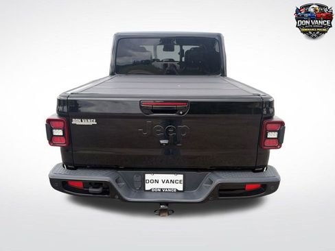 Used 2021 Jeep Gladiator Overland AWD/4WD image 5