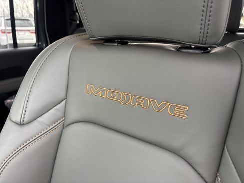 New 2026 Jeep Gladiator Mojave image 19