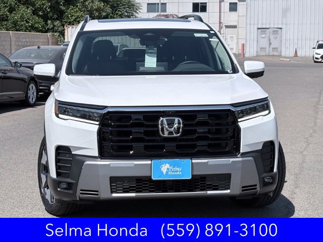 New 2026 Honda Pilot Touring image 2