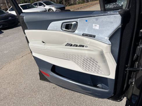 New 2026 Kia Carnival EX image 16