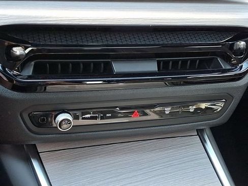 New 2026 BMW i4 xDrive40i w/ Premium Package AWD/4WD image 15