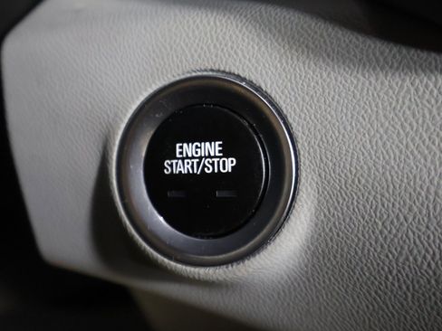 Used 2022 GMC Terrain SLT image 36