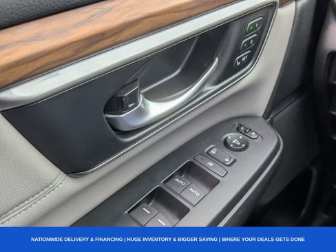 Used 2017 Honda CR-V Touring image 34