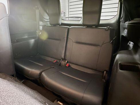 Used 2024 Mitsubishi Outlander SE image 28