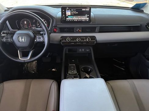 Certified 2023 Honda Pilot EX-L image 17