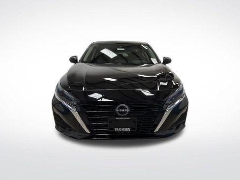 Used 2025 Nissan Altima 2.5 S image 9