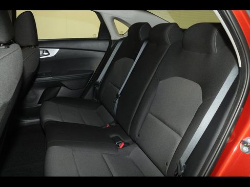 Used 2023 Kia Forte LXS FWD image 25