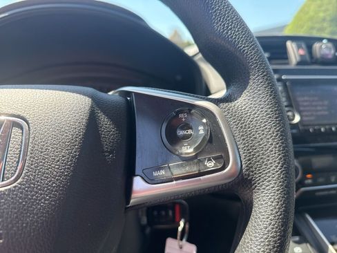 Used 2021 Honda CR-V LX image 8