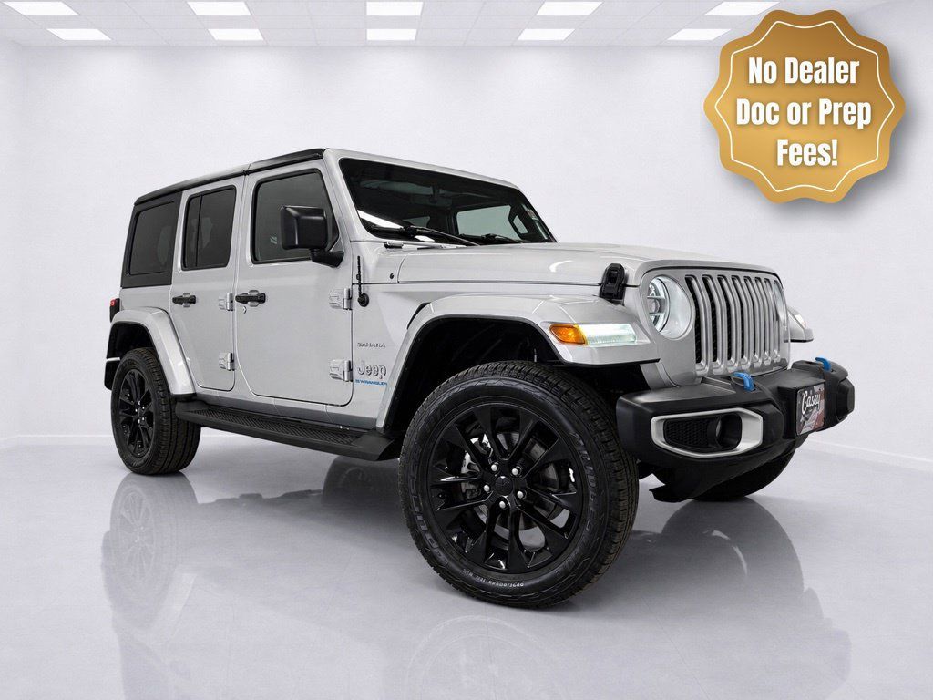 Used 2023 Jeep Wrangler Unlimited Sahara AWD/4WD image 1