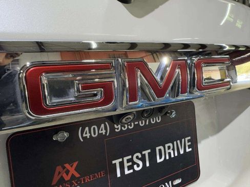 Used 2021 GMC Acadia Denali w/ Denali Technology Package image 20