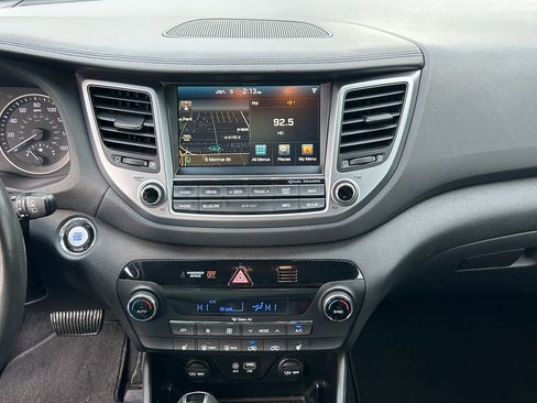 Used 2016 Hyundai Tucson Limited image 14