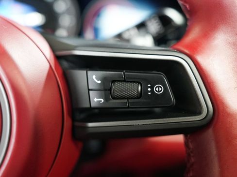 Used 2024 Porsche 911 Carrera S RWD image 30