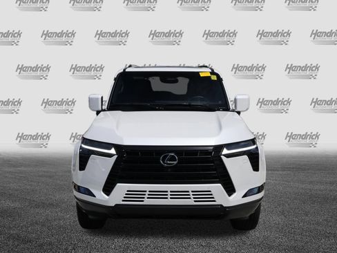 Used 2026 Lexus GX 550 w/ Accessory Package (2T) AWD/4WD image 3
