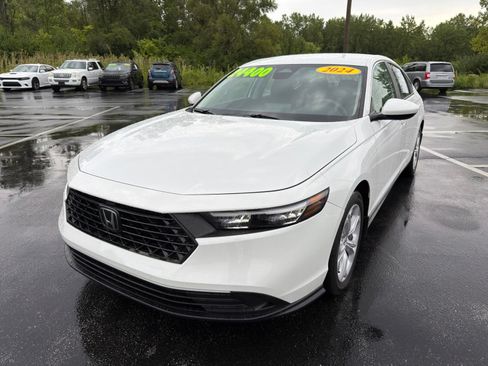 Used 2024 Honda Accord LX image 2