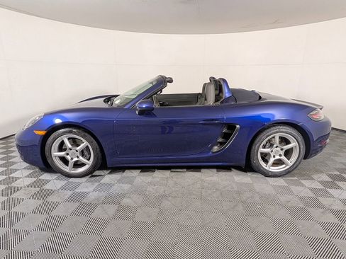 Certified 2024 Porsche 718 Boxster RWD image 2