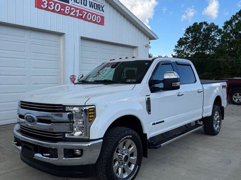 Used 2018 Ford F250 Lariat w/ Lariat Ultimate Package AWD/4WD image 9