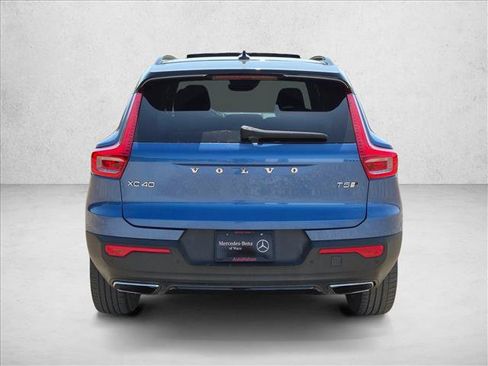 Used 2019 Volvo XC40 T5 R-Design AWD/4WD image 6