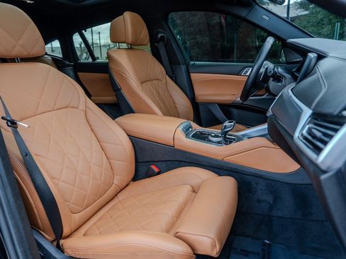 Used 2023 BMW X6 xDrive40i w/ Executive Package image 23