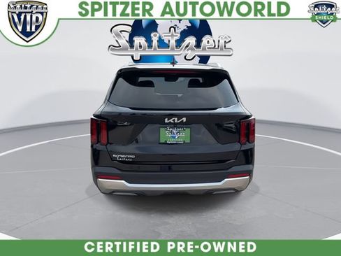 Used 2025 Kia Sorento EX FWD image 8