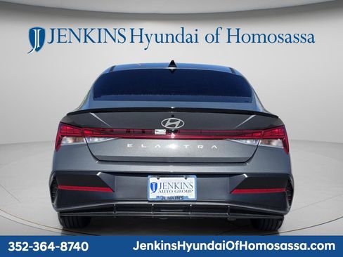 New 2026 Hyundai Elantra SEL Sport Premium w/ Cargo Package FWD image 3