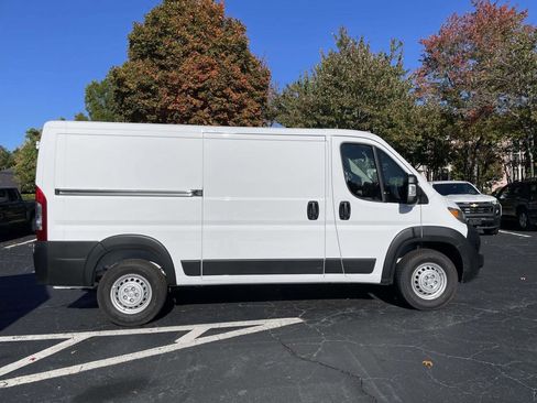 New 2026 RAM ProMaster 2500 w/ Convenience Group image 10
