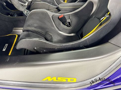Used 2020 McLaren 600LT Spider RWD image 25