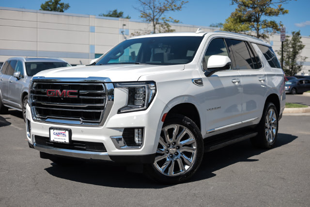 Used 2021 GMC Yukon SLT w/ SLT Premium Package AWD/4WD image 5