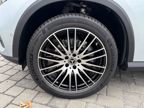 New 2026 Mercedes-Benz GLC 300 image 13
