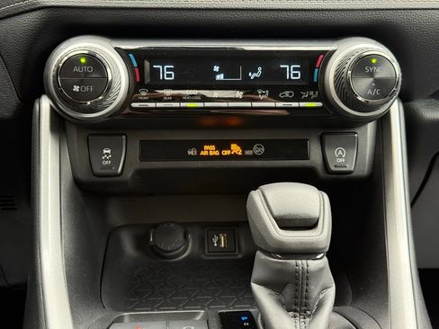 Used 2024 Toyota RAV4 XLE image 20